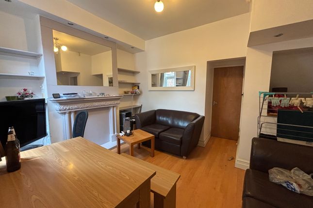 4 bed terraced house