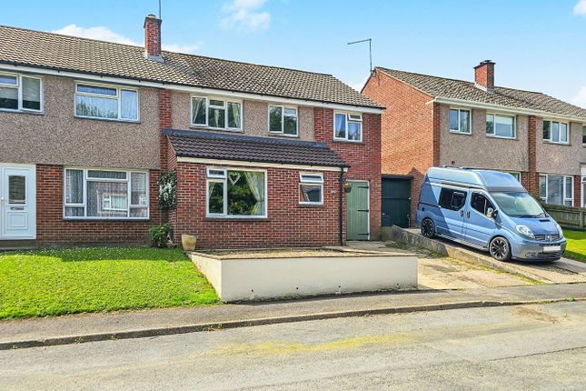 4 bedroom semi-detached house for sale