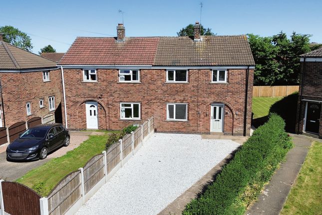Shields Crescent, Castle Donington, DE74 3 bed semi