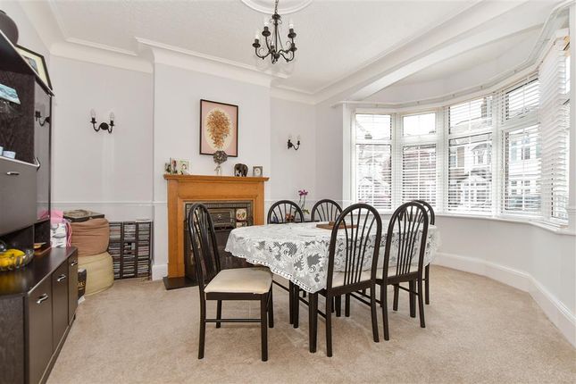 Campbell Avenue, Ilford, Essex 5 bed end of terrace house for sale
