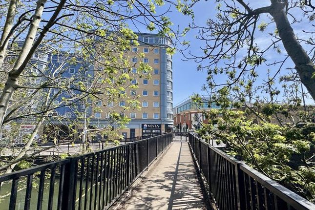 6 bedroom apartment for sale