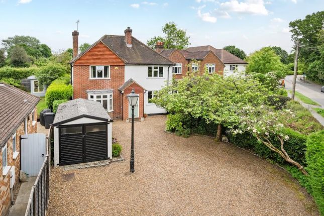 Chobham,  Surrey,  GU24 4 bed detached house for sale