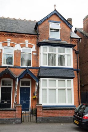 6 bedroom house for sale