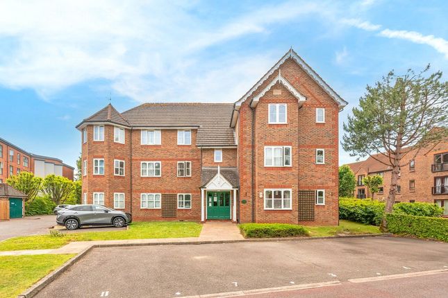 The Beeches, Watford WD18 1 bed apartment for sale