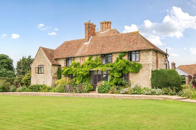 6 bedroom detached house for sale