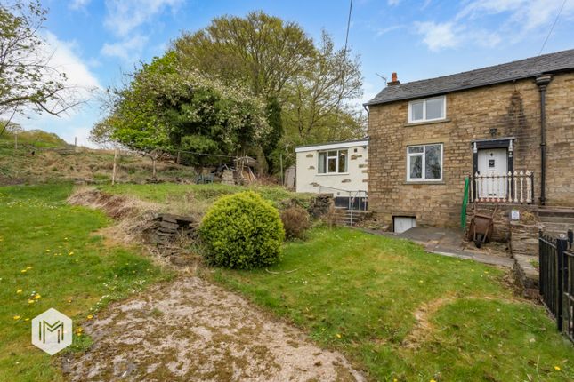 Riding Gate, Harwood, Bolton, BL2 4DP 2 bed semi