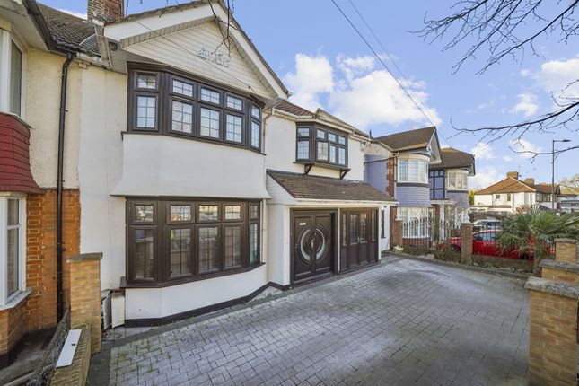 Park Avenue North, Willesden, NW10 5 bed semi