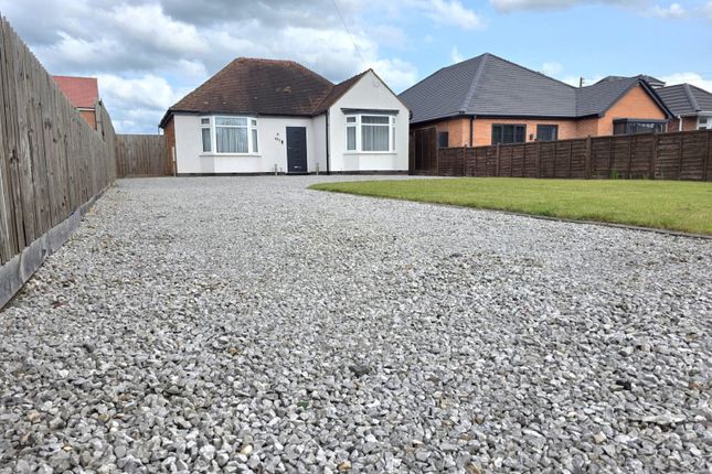 Nuneaton Road, Bedworth CV12 3 bed bungalow for sale