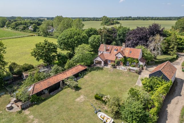 The Street, Rushmere 5 bed detached house for sale