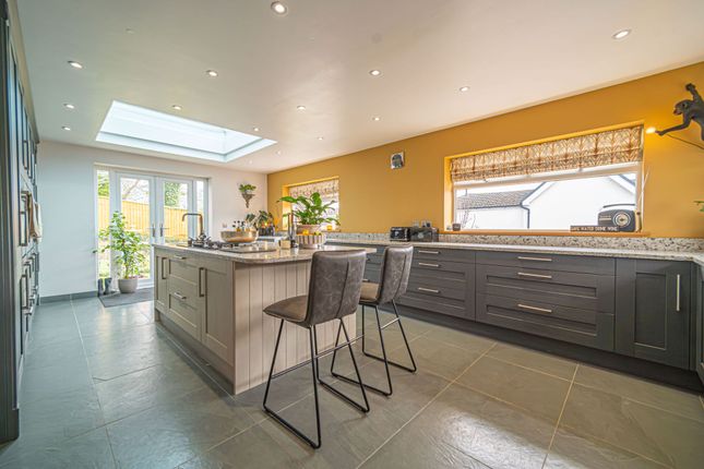 Vicarage Hill, Newport, NP20 5 bed detached house for sale