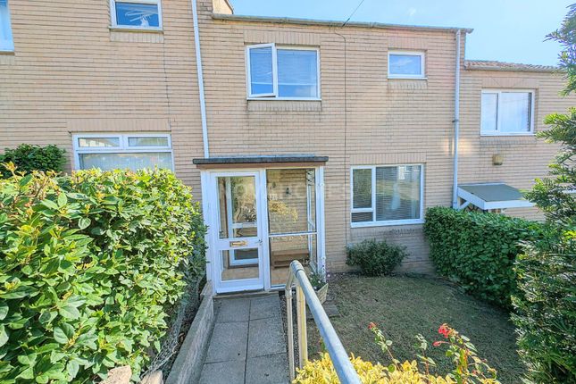 Northampton Close, Plymouth PL5 2 bed terraced house for sale