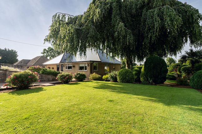 Worksop Road, Clowne, Chesterfield 3 bed detached bungalow for sale
