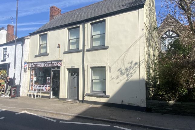 3 bed retail premises