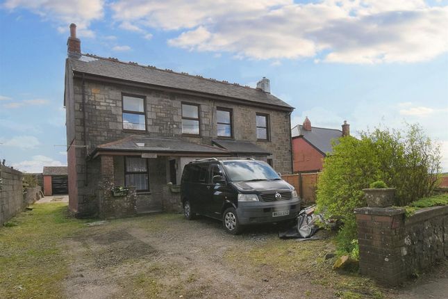 Pencoys, Four Lanes, Redruth 3 bed semi