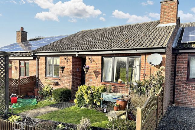 2 bedroom terraced bungalow for sale