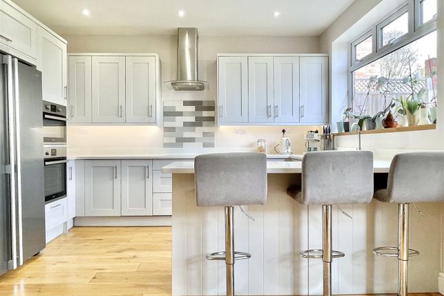 3 bed semi-detached house
