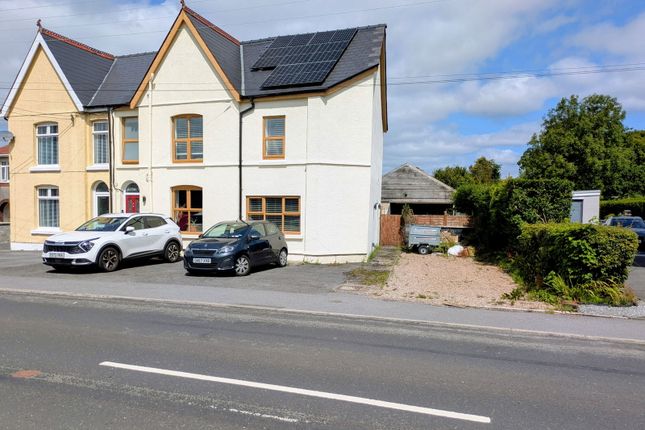 Carmarthen Road, Cross Hands, SA14 6TH 4 bed semi