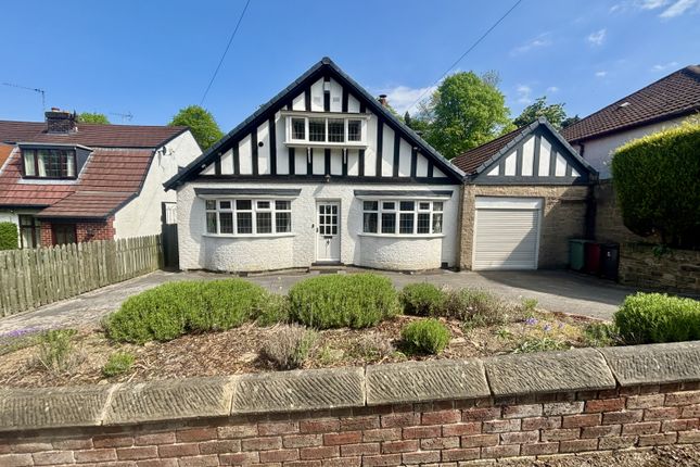 Moorgate Crescent, Dronfield... 3 bed detached house for sale