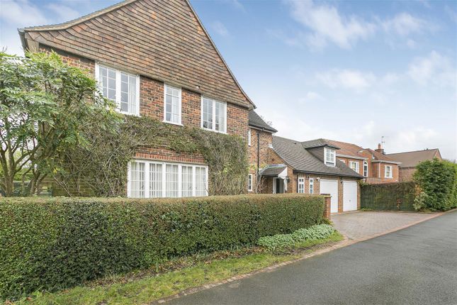 Aldenham Avenue, Radlett 5 bed detached house for sale