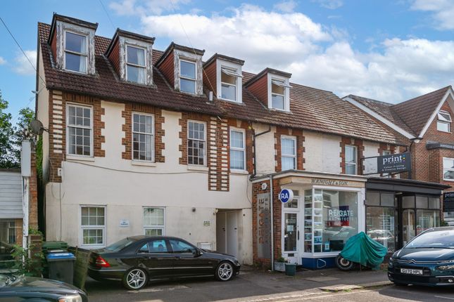 Holmesdale Road, Reigate, RH2 1 bed apartment for sale