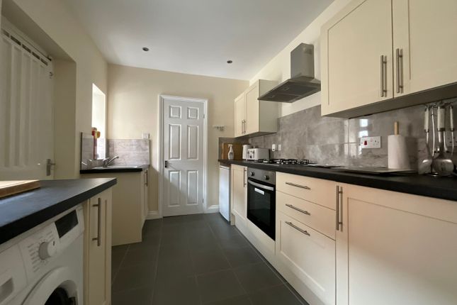 Victoria Road East, Hebburn, Tyne and... 2 bed ground floor flat for sale