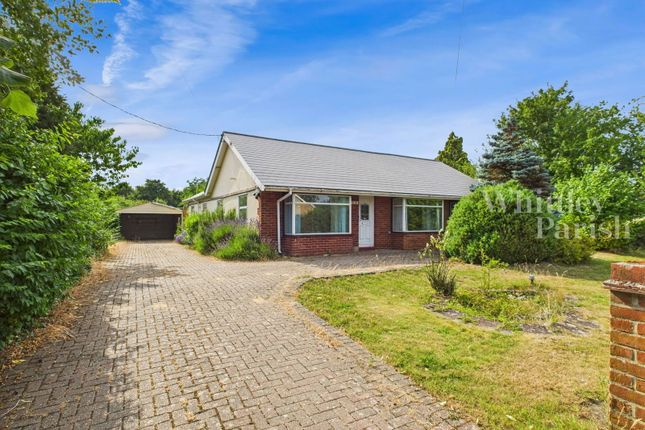 Hall Road, Winfarthing 3 bed detached bungalow for sale