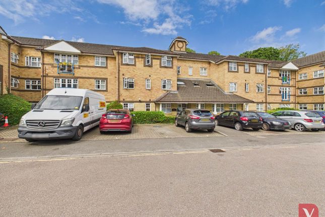 Earls Meade, Luton LU2 1 bed flat for sale