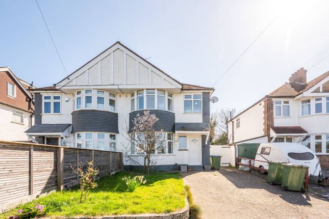 Mayday Gardens, Blackheath, London, SE3 3 bed semi