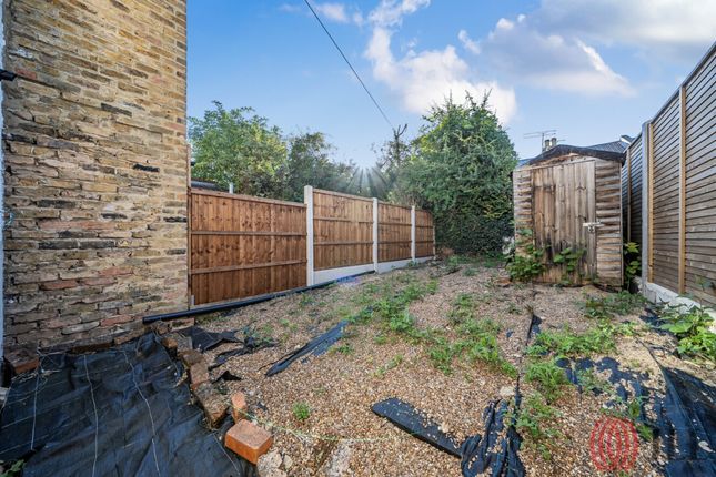 2 bed terraced house