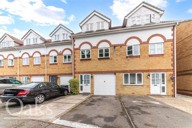 Oakmead Place, Mitcham CR4 3 bed terraced house for sale