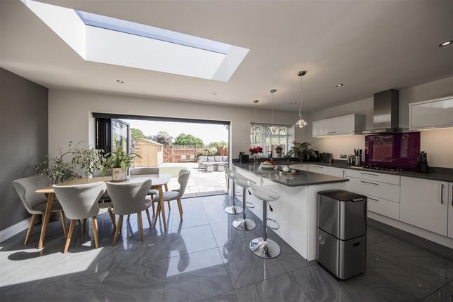 London Road, Sevenoaks TN13 3 bed bungalow for sale