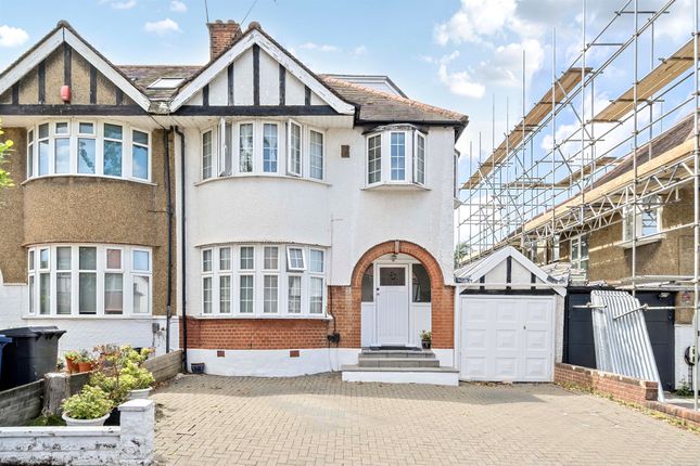 5 bedroom semi-detached house for sale