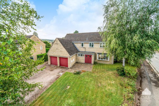 4 bed detached house