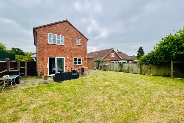 3 bed detached house