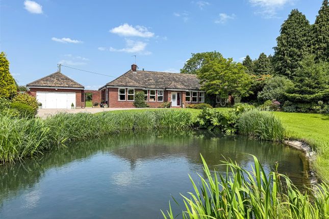 3 bedroom detached bungalow for sale