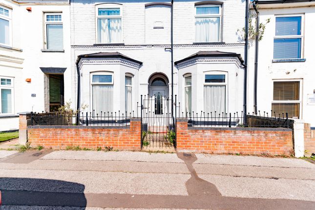 Denmark Road, Lowestoft 4 bed terraced house for sale