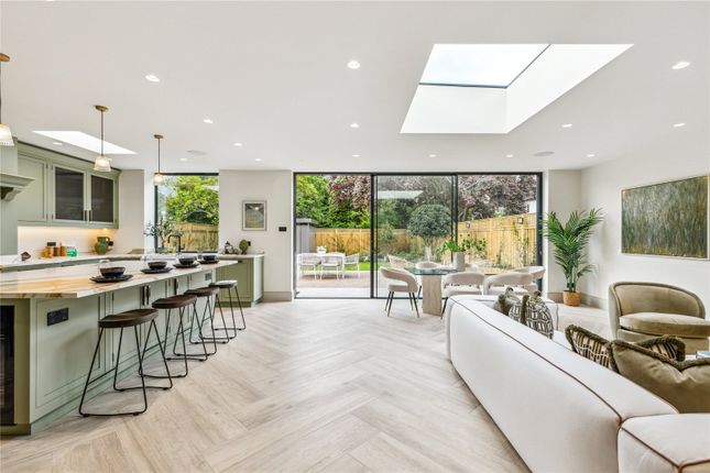 Suffolk Road, Barnes, London, SW13 5 bed link detached house for sale
