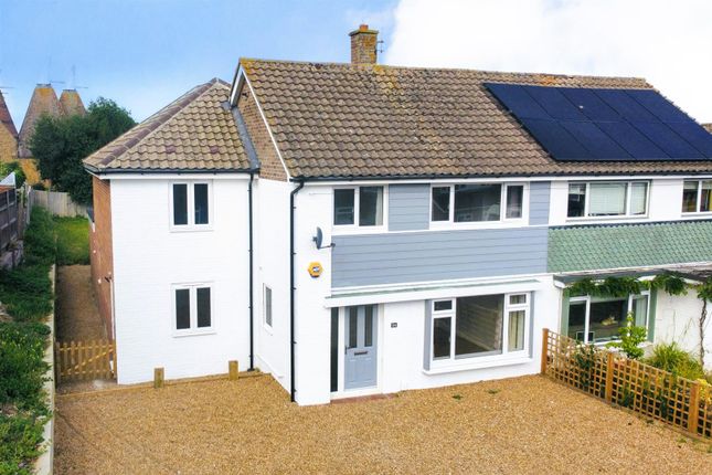 6 bedroom semi-detached house for sale