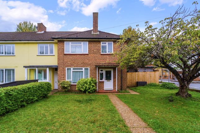 Barton Green, Surrey KT3 3 bed end of terrace house for sale