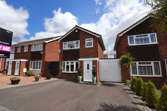 Gilbeys Close, Stourbridge DY8 3 bed detached house for sale