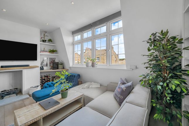 Upper Richmond Road West, London 1 bed flat for sale