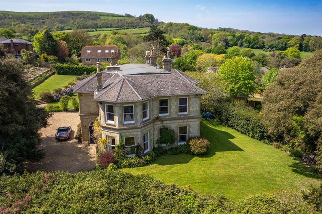 8 bedroom detached house for sale