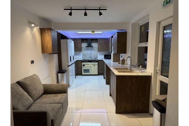 2 bed terraced house