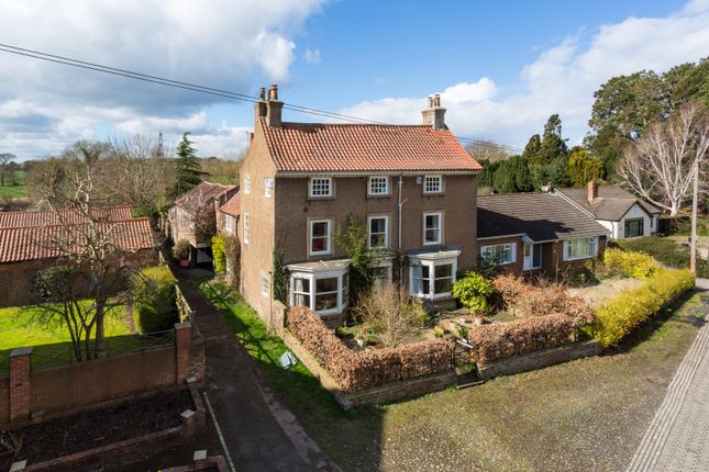 West Street, Yarm, Cleveland, TS15 6 bed detached house for sale