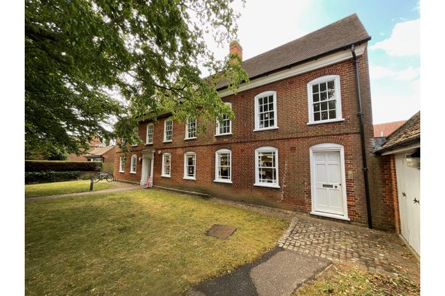 2 bed flat