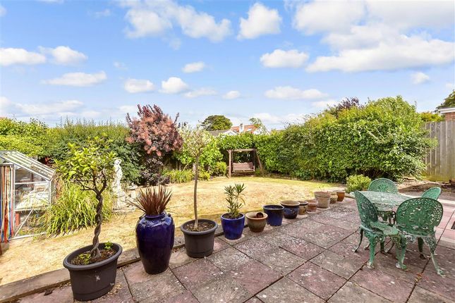 3 bed detached bungalow