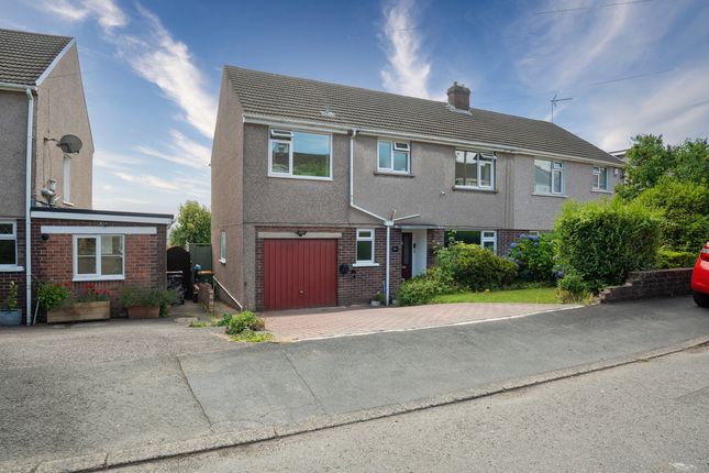 5 bedroom semi-detached house for sale
