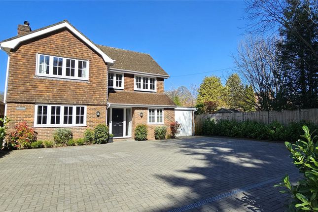 Headley Road, Hampshire GU26 4 bed detached house for sale