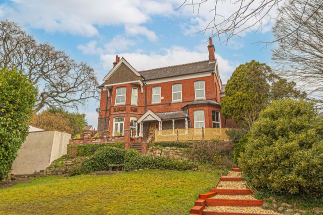 15 Lawrence Hill, Newport, NP19 5 bed detached house for sale
