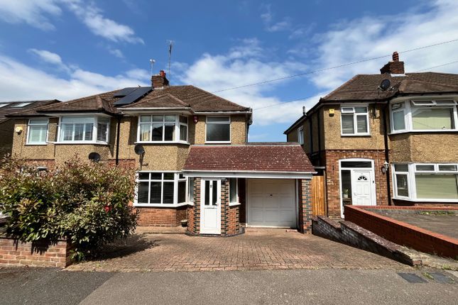 Walcot Avenue, Luton, Bedfordshire... 3 bed semi